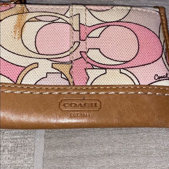 Authentic Coach Card Coin Holder Keychain - Picture 6 of 14